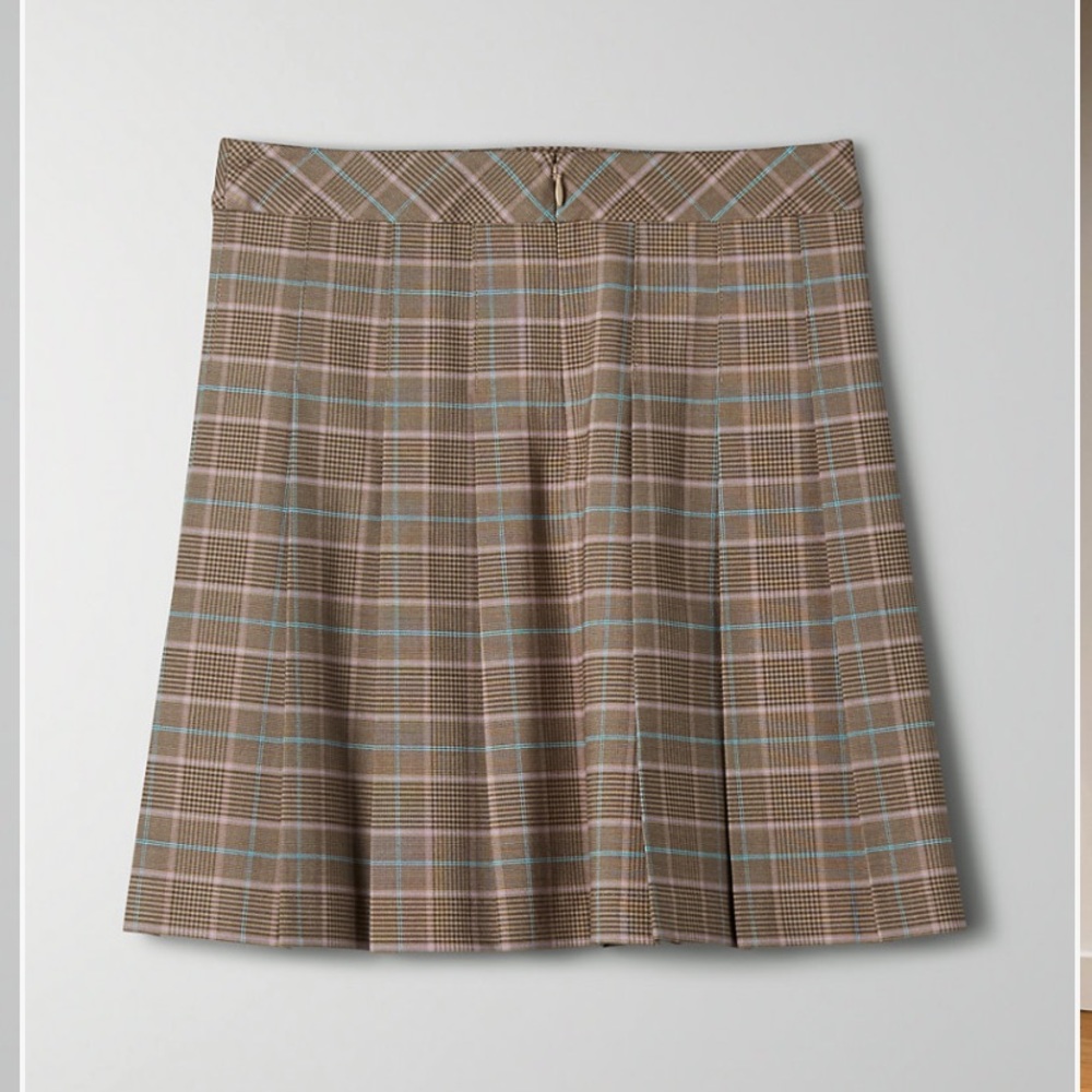 Aritzia Sunday best olive skirt